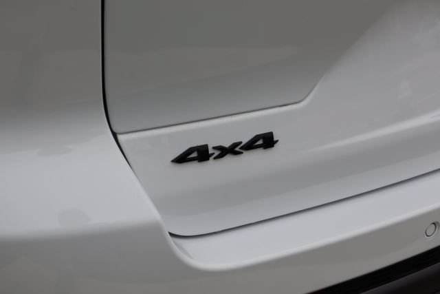 New 2026 Jeep Grand Cherokee Limited w/ Limited Altitude Package AWD/4WD image 31