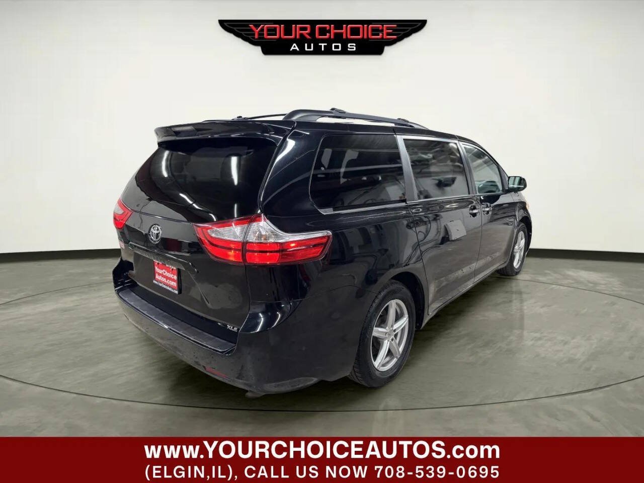 Used 2015 Toyota Sienna XLE FWD image 8
