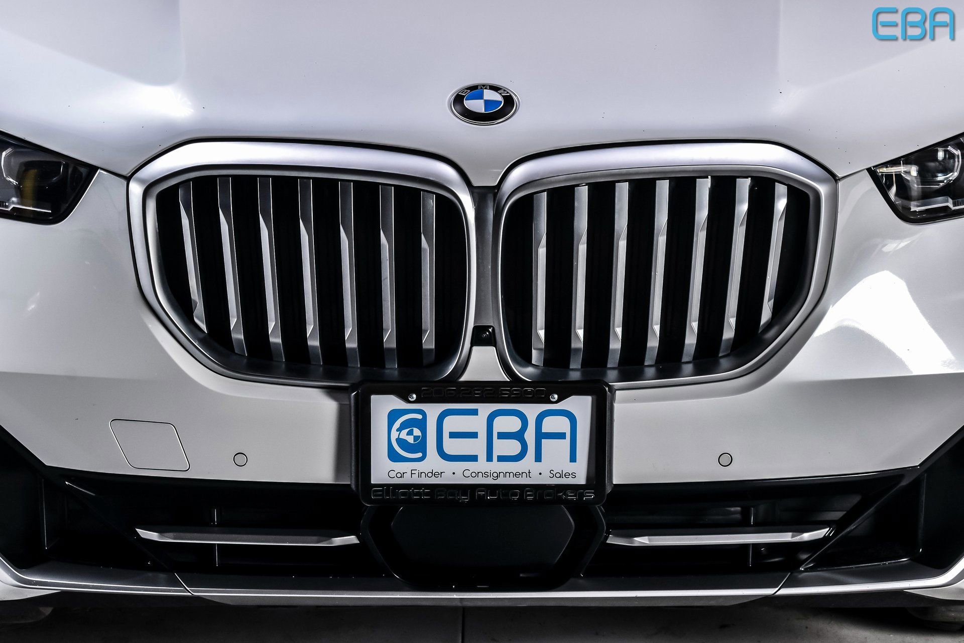 Used 2024 BMW X5 xDrive40i w/ Premium Package image 9