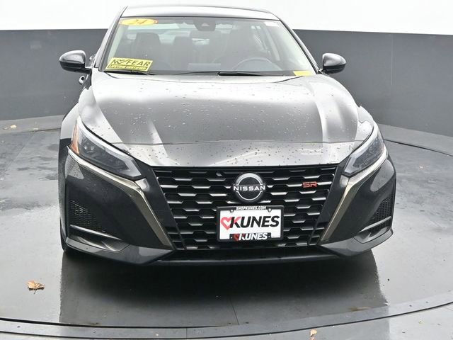Used 2024 Nissan Altima 2.5 SR image 4