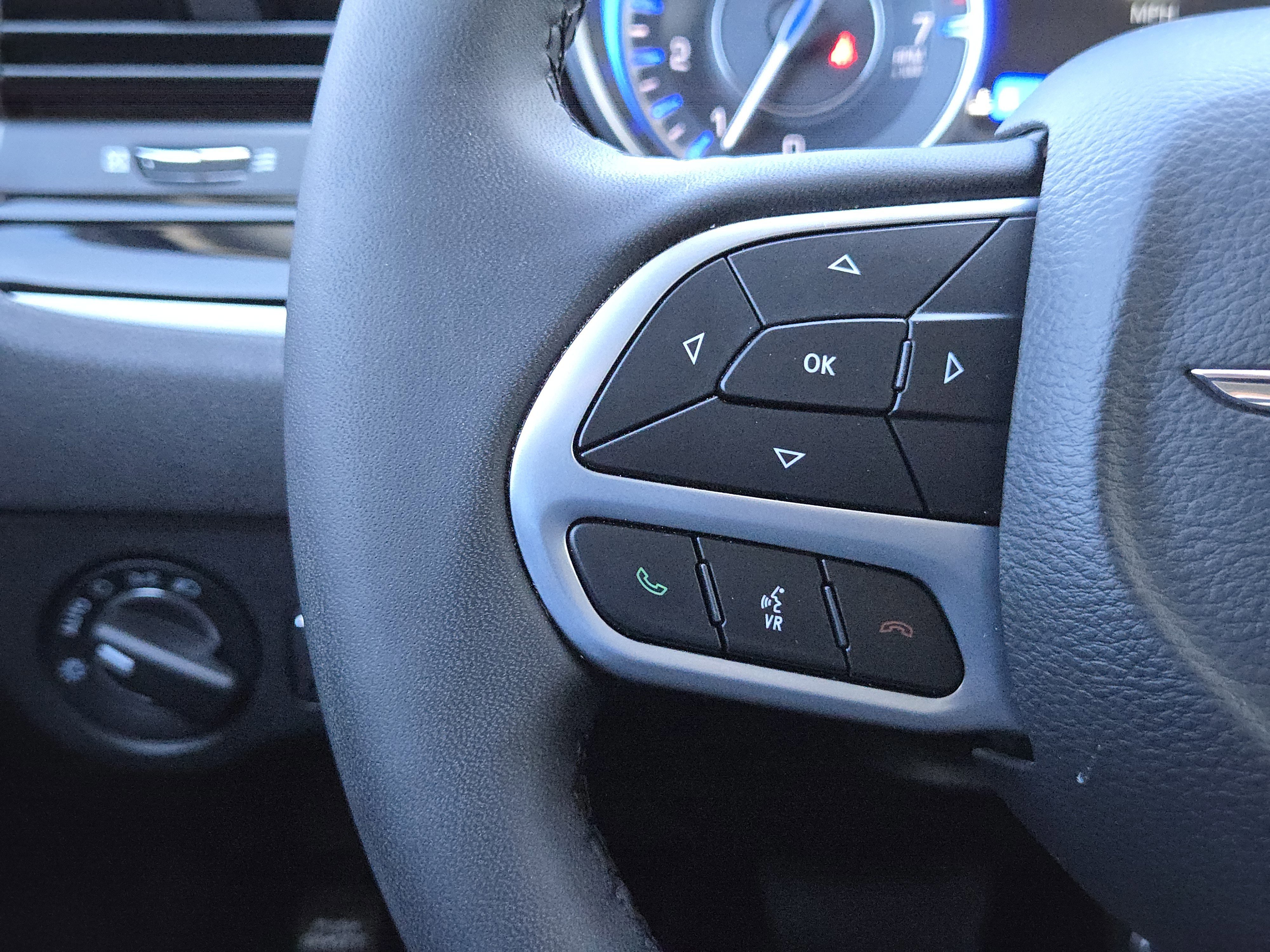 Certified 2023 Chrysler 300 Touring w/ Sport Appearance Package image 26