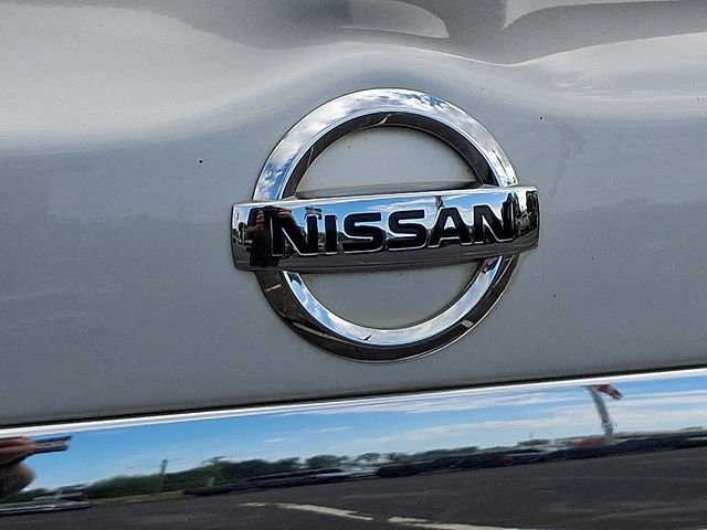 Used 2018 Nissan Pathfinder SV image 30