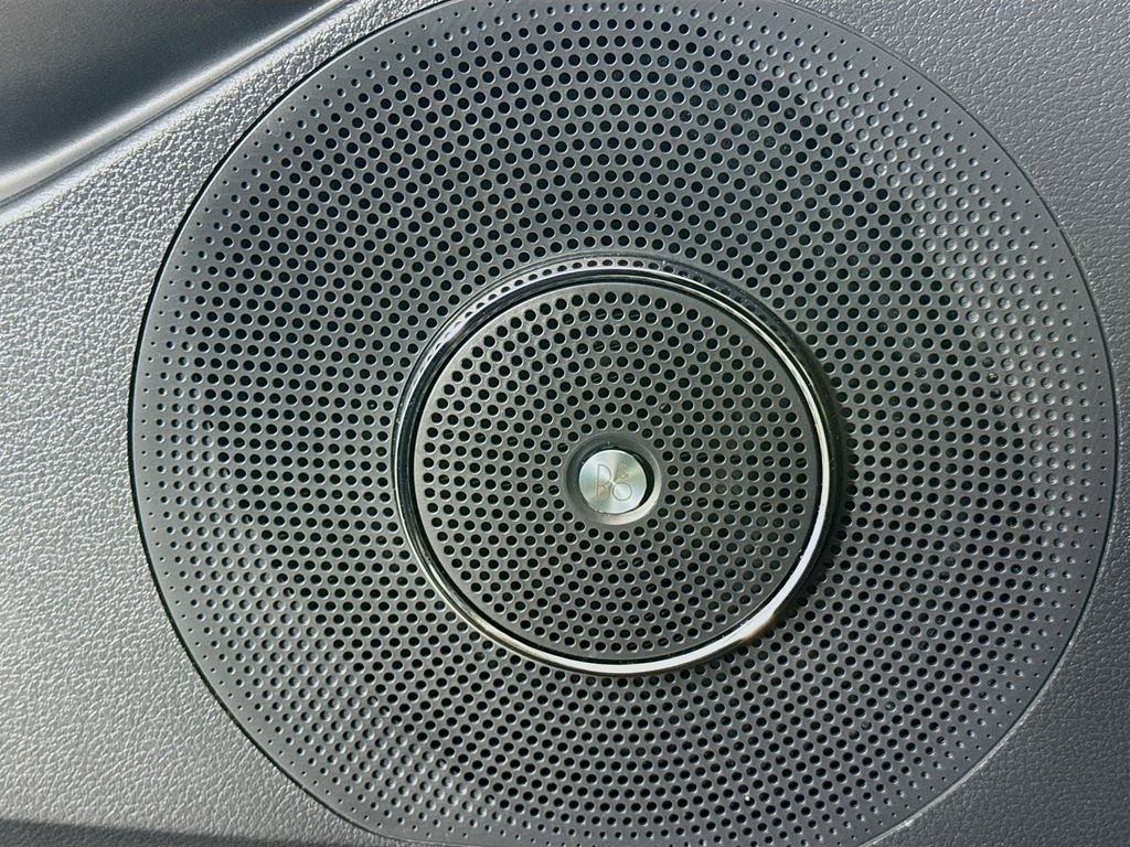 Used 2024 Ford Expedition Limited image 21