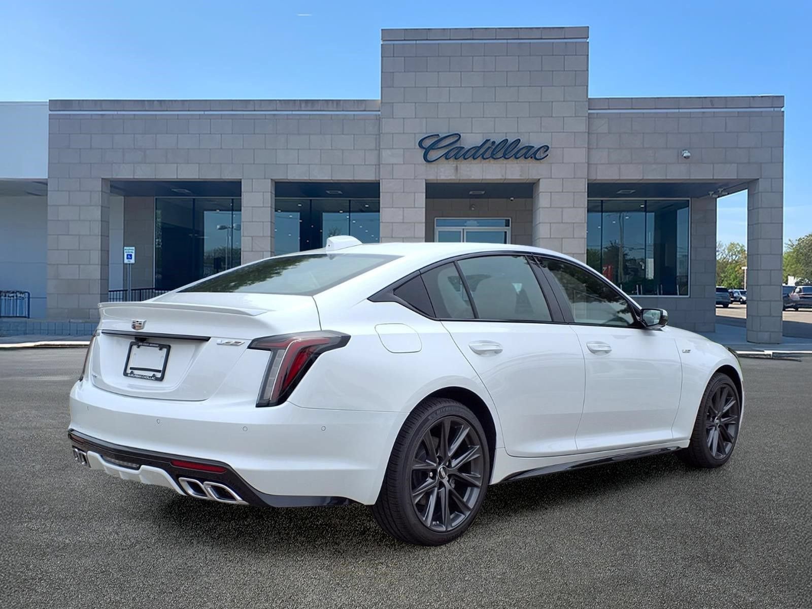 New 2026 Cadillac CT5 V w/ Technology Package AWD/4WD image 4