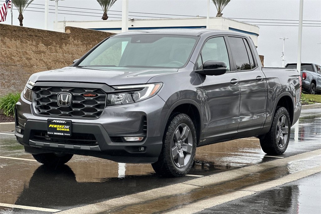 Certified 2025 Honda Ridgeline TrailSport image 8