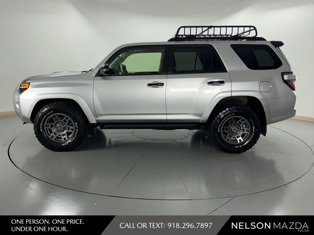 Used 2021 Toyota 4Runner Venture w/ Moonroof Package AWD/4WD image 9