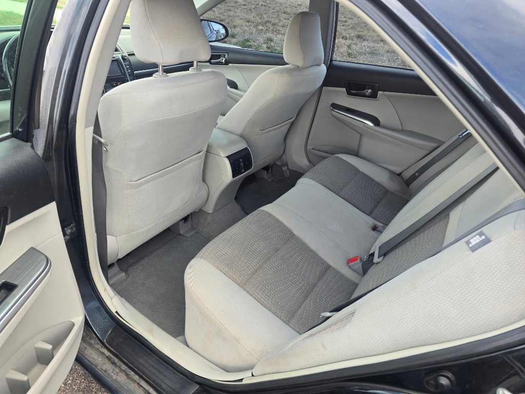 Used 2013 Toyota Camry XLE w/ Convenience Pkg image 15