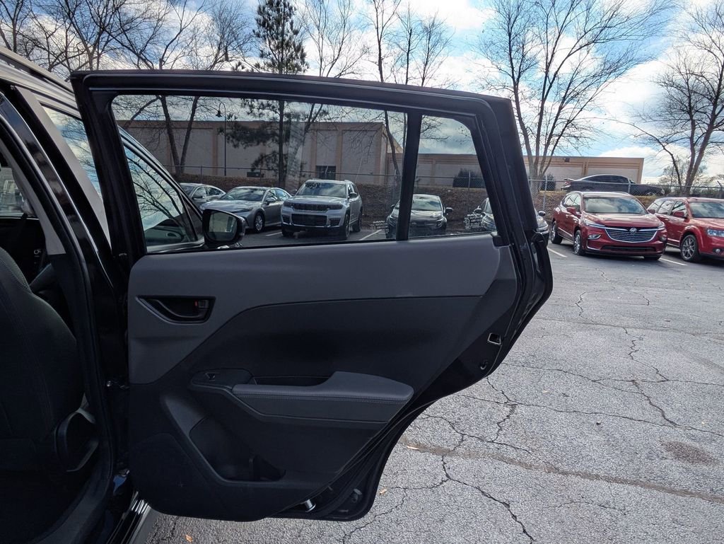 Used 2024 Subaru Crosstrek 2.0i Premium image 27