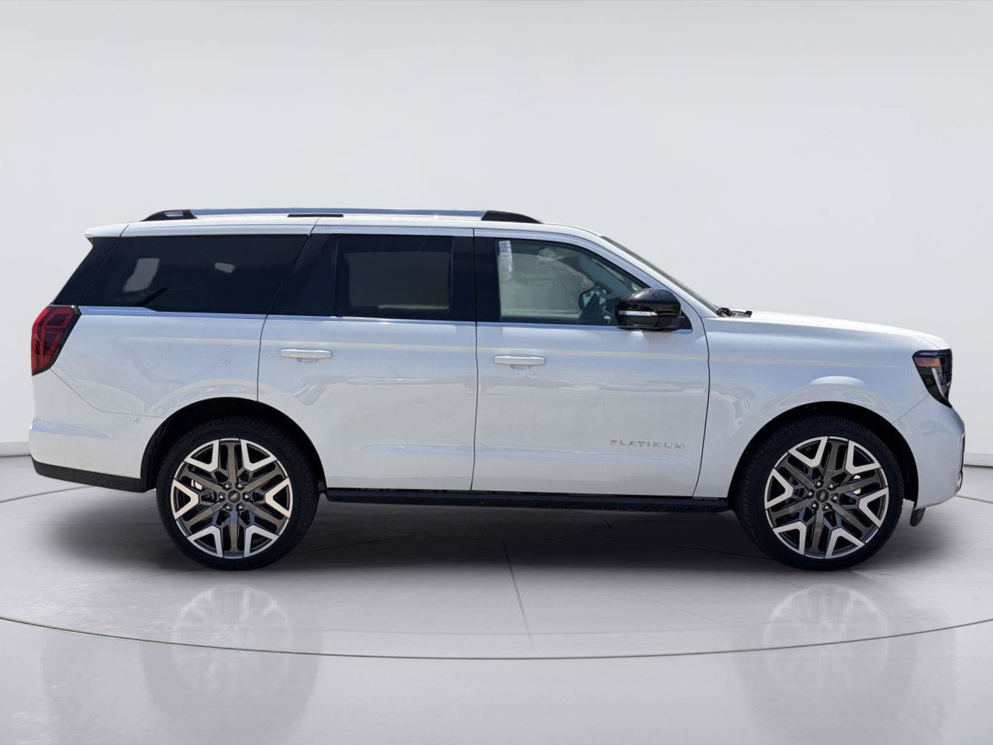 New 2027 Ford Expedition Platinum w/ Platinum Ultimate Package AWD/4WD image 2