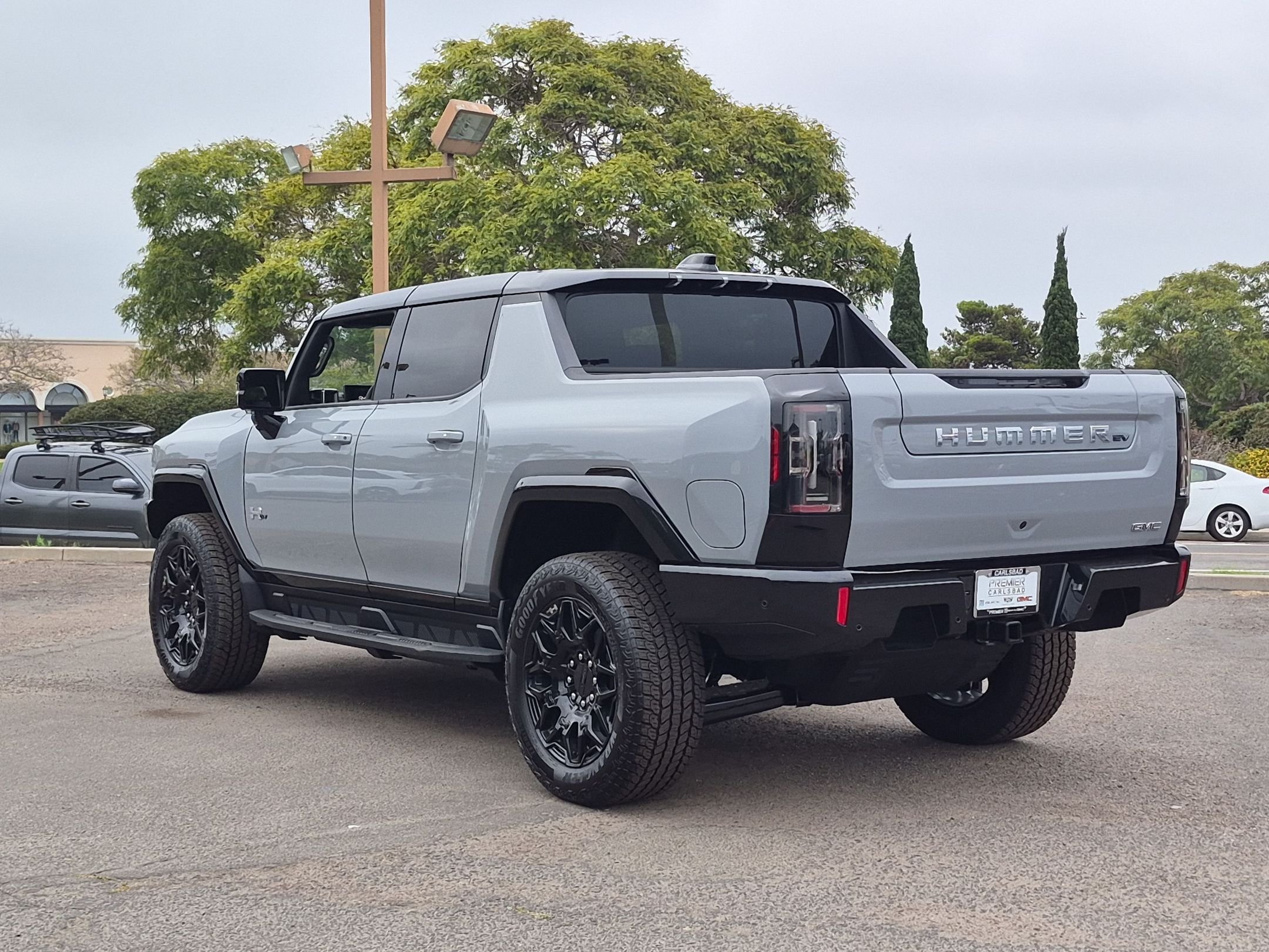 New 2026 GMC Hummer EV 4x4 Crew Cab image 3