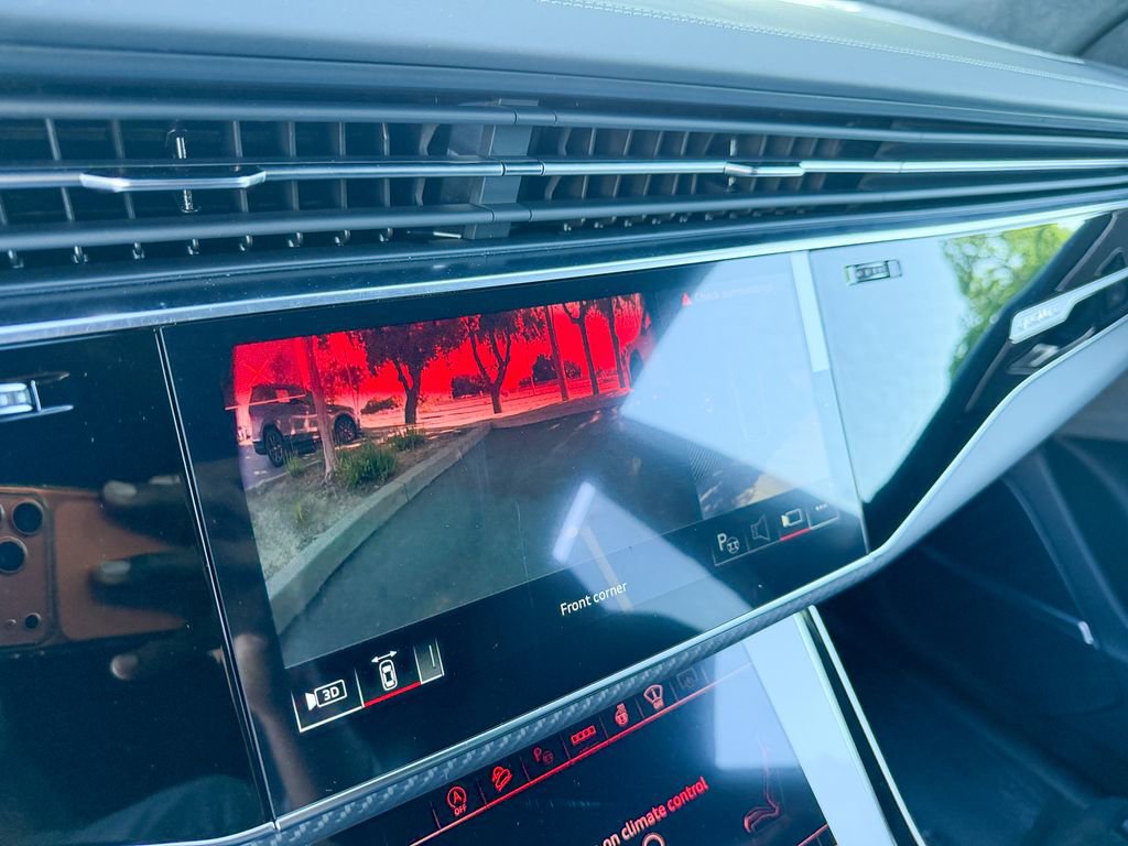 New 2026 Audi RS Q8 performance image 23