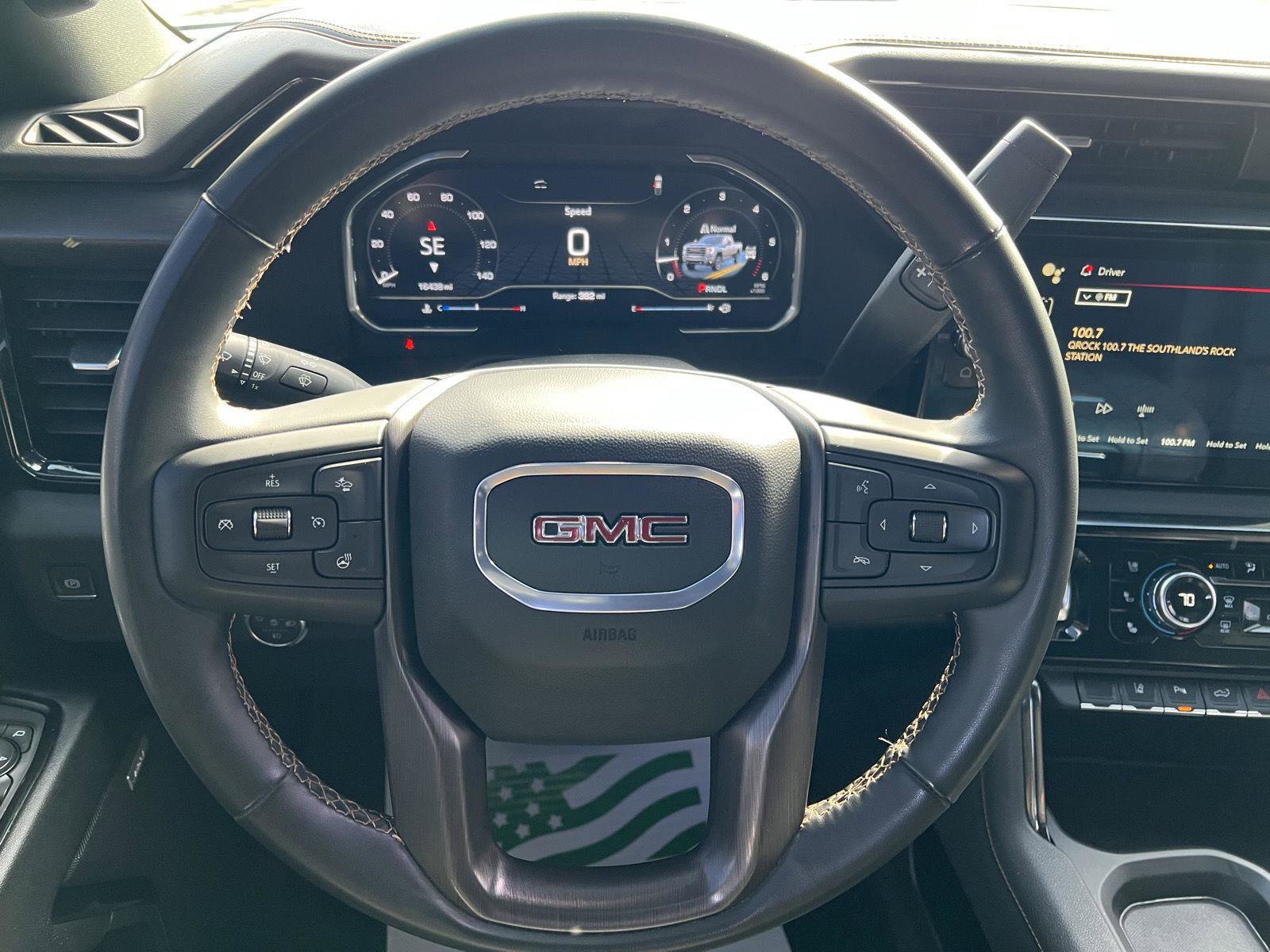 Used 2024 GMC Sierra 2500 AT4 w/ AT4 Preferred Package image 25