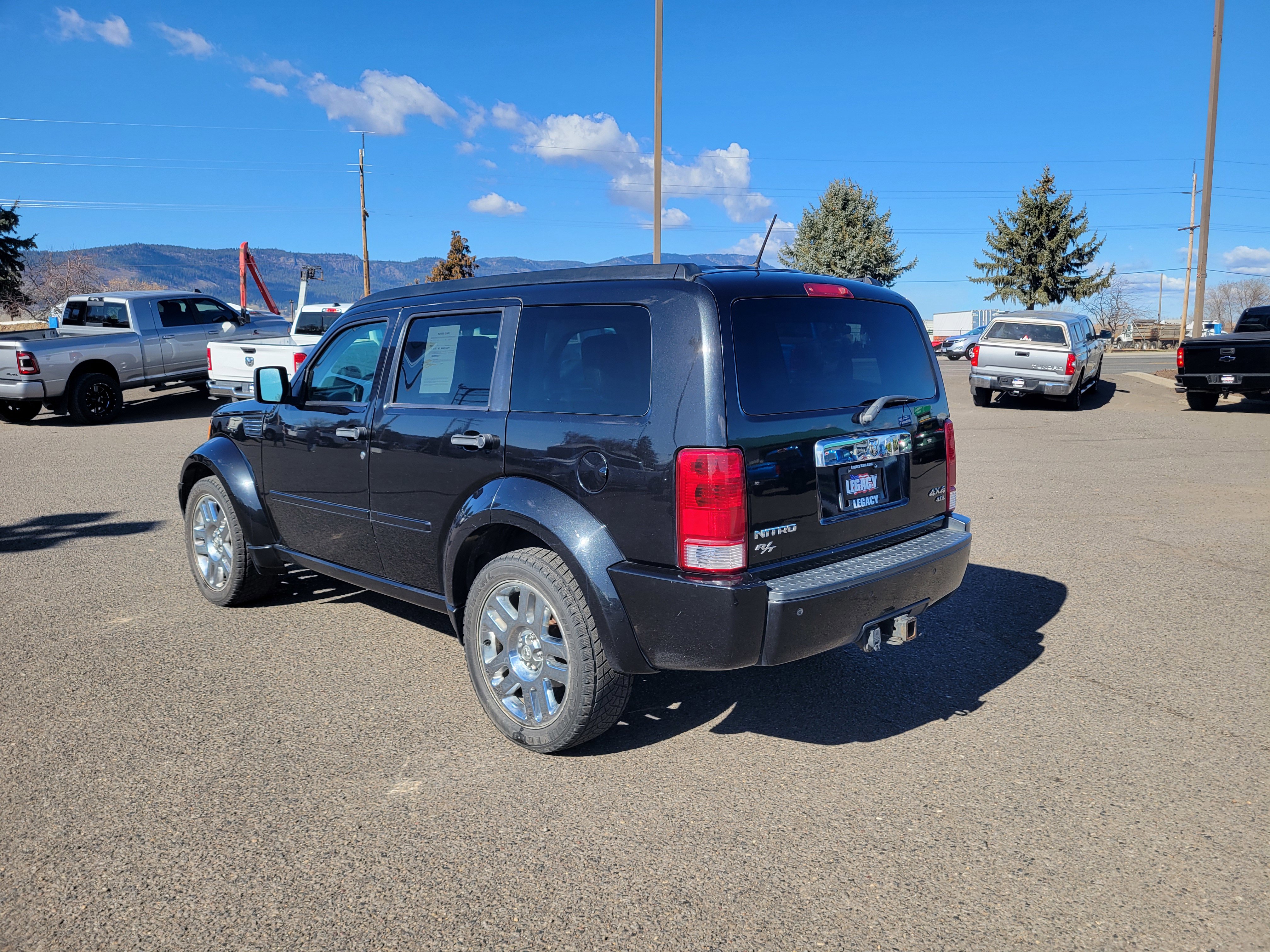 Used 2008 Dodge Nitro R/T image 12