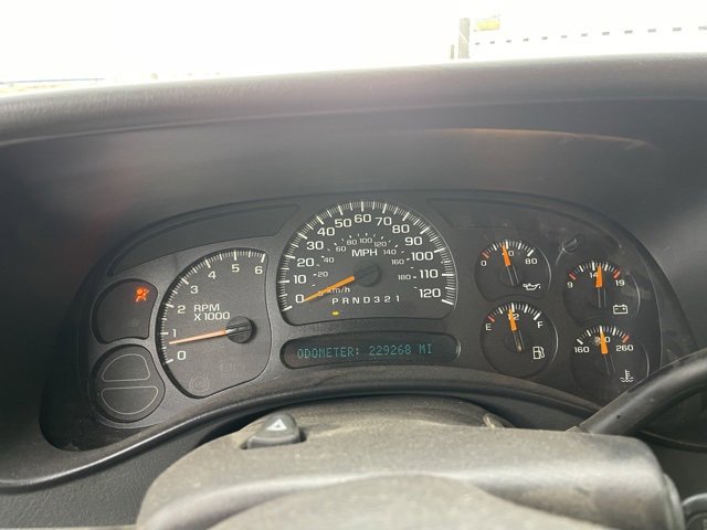 Used 2006 Chevrolet Silverado 1500 LT w/ Light Duty Power Package image 12