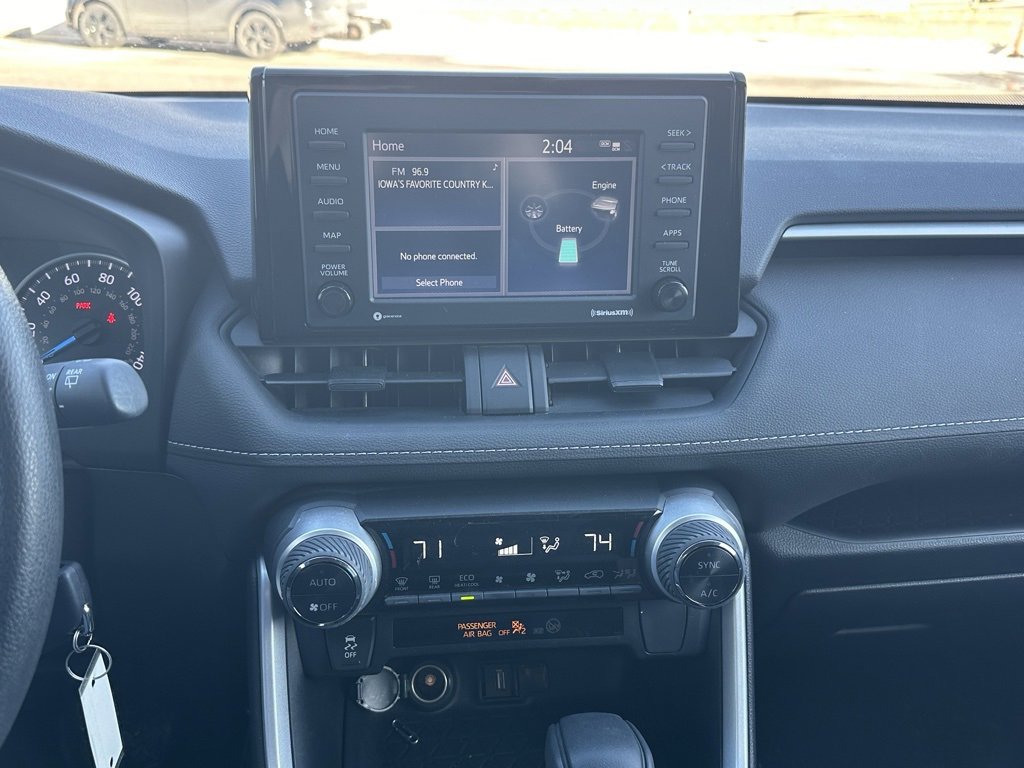 Used 2021 Toyota RAV4 LE image 30