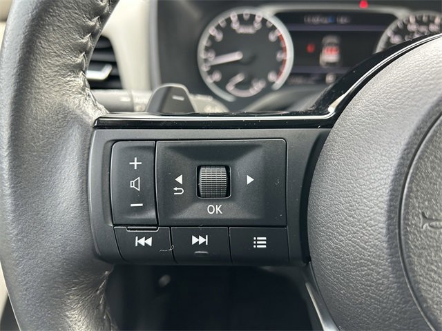 Used 2023 Nissan Rogue SV w/ SV Premium Package image 24