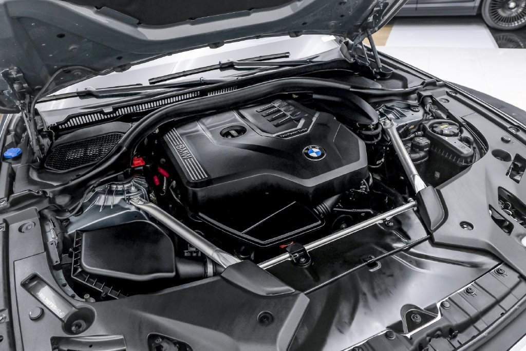 Used 2023 BMW 530i w/ Premium Package RWD image 51