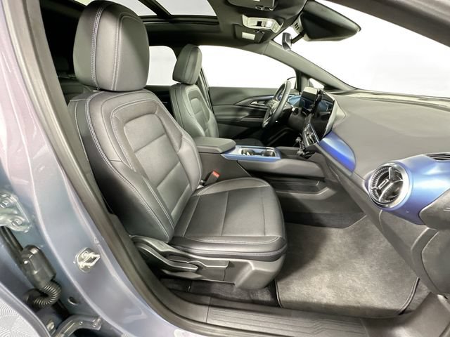 Used 2024 Chevrolet Equinox EV LT FWD image 29