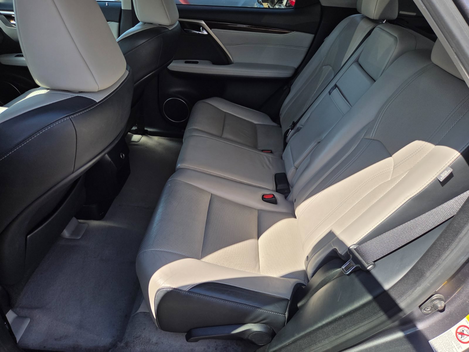 Used 2017 Lexus RX 350 FWD w/ Premium Package image 10