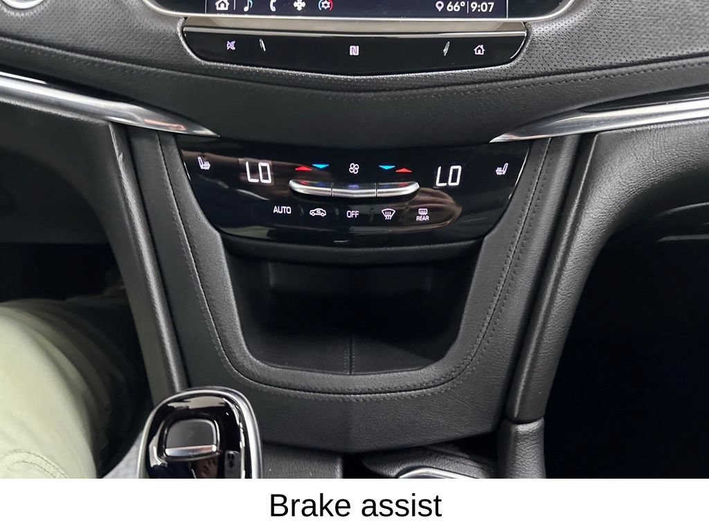 Used 2020 Cadillac XT5 Premium Luxury AWD/4WD image 44