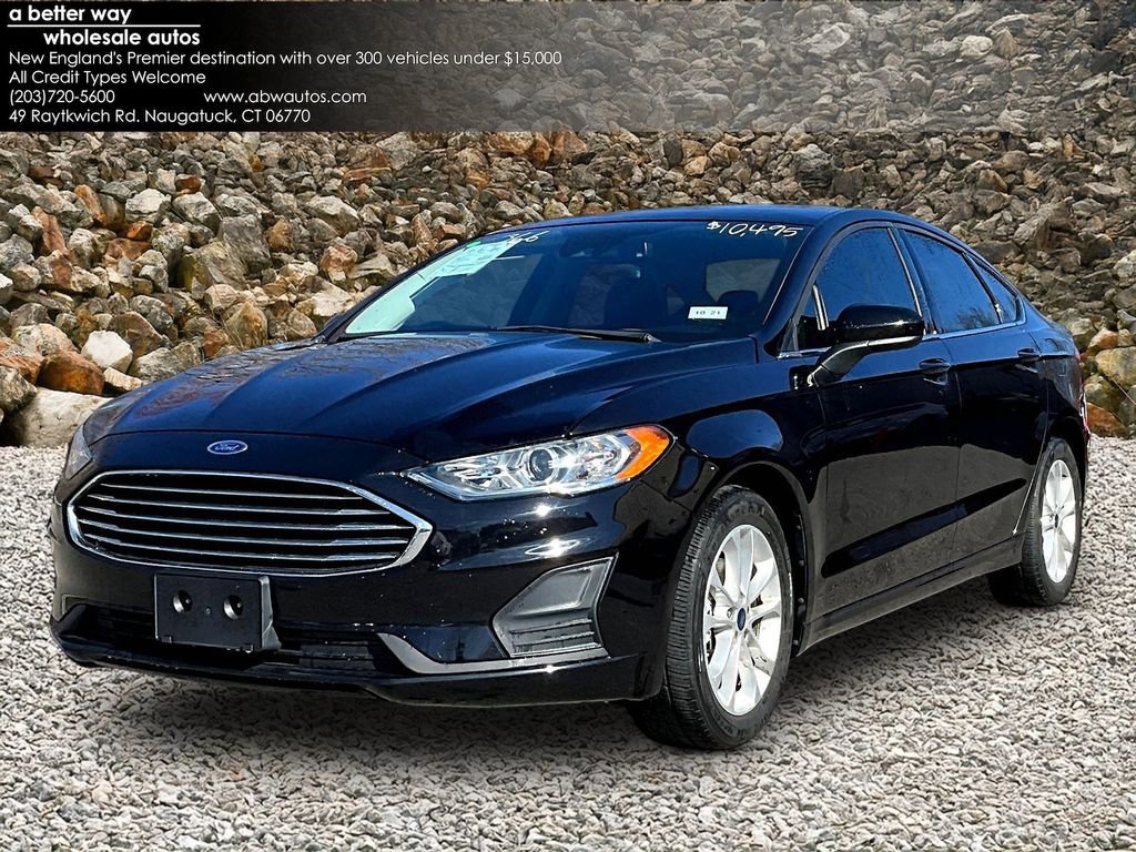 Used 2019 Ford Fusion SE image 1