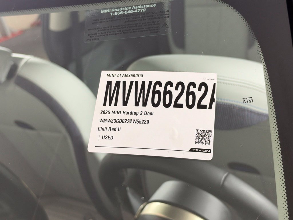 Used 2025 MINI Cooper S FWD image 39
