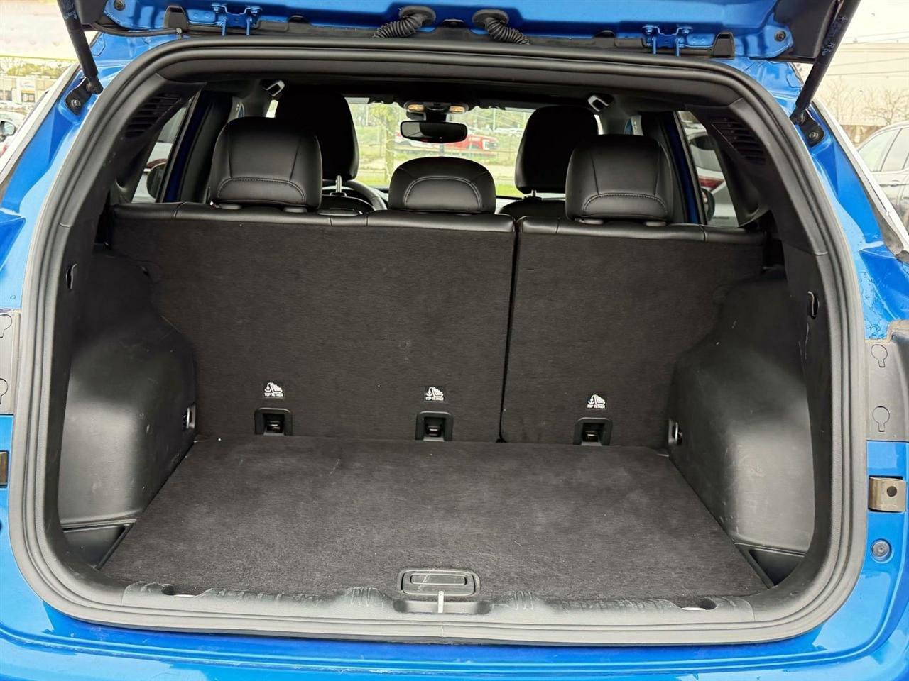 Used 2025 Jeep Compass Limited AWD/4WD image 8
