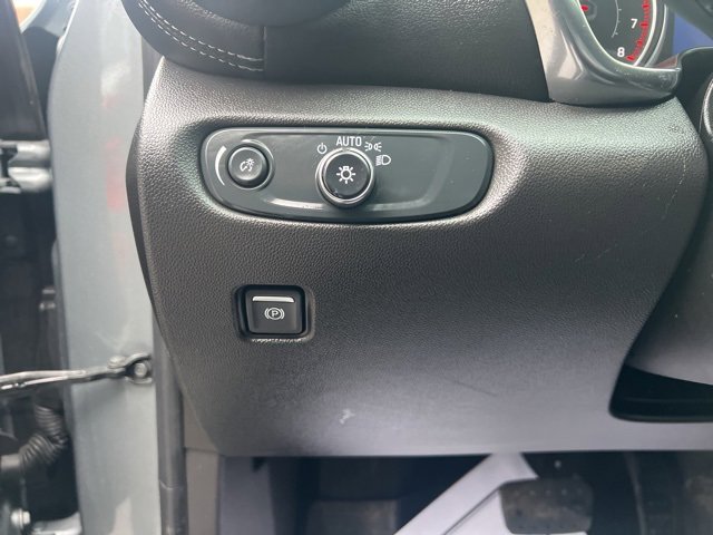 Used 2025 Chevrolet Blazer LT w/ Convenience Package image 23