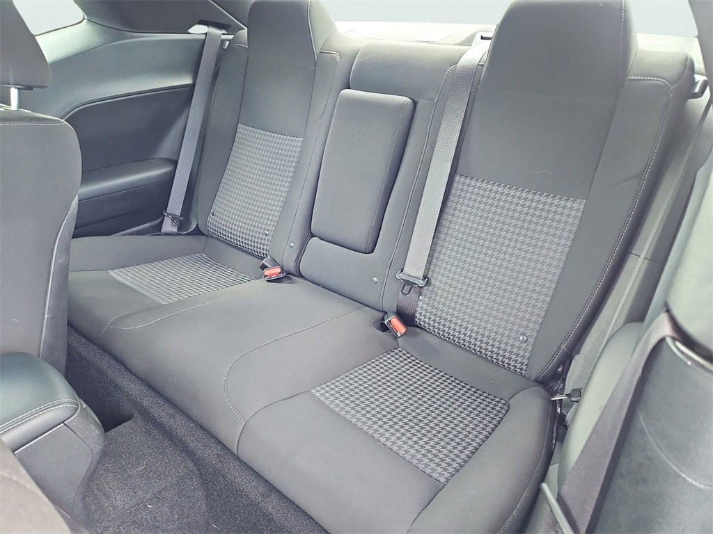 Used 2022 Dodge Challenger R/T w/ Blacktop Package image 30