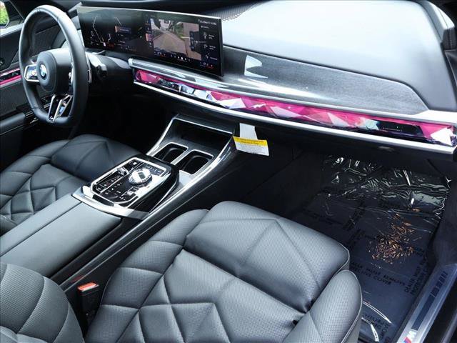 Certified 2025 BMW 740i xDrive AWD/4WD image 26