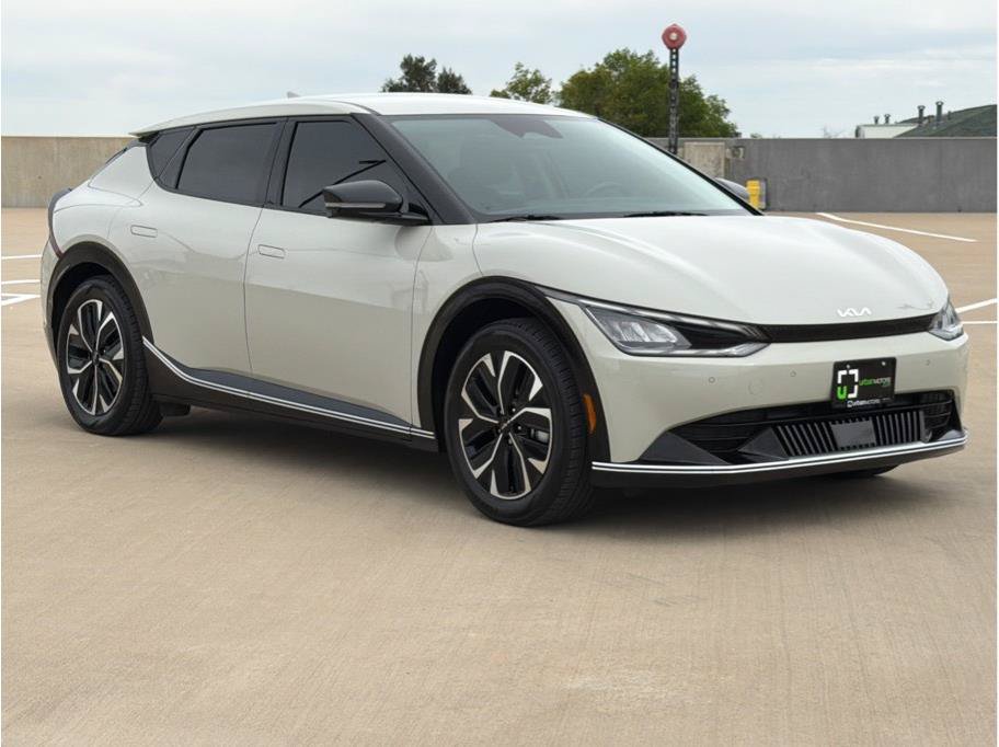 Used 2023 Kia EV6 Wind AWD/4WD image 36