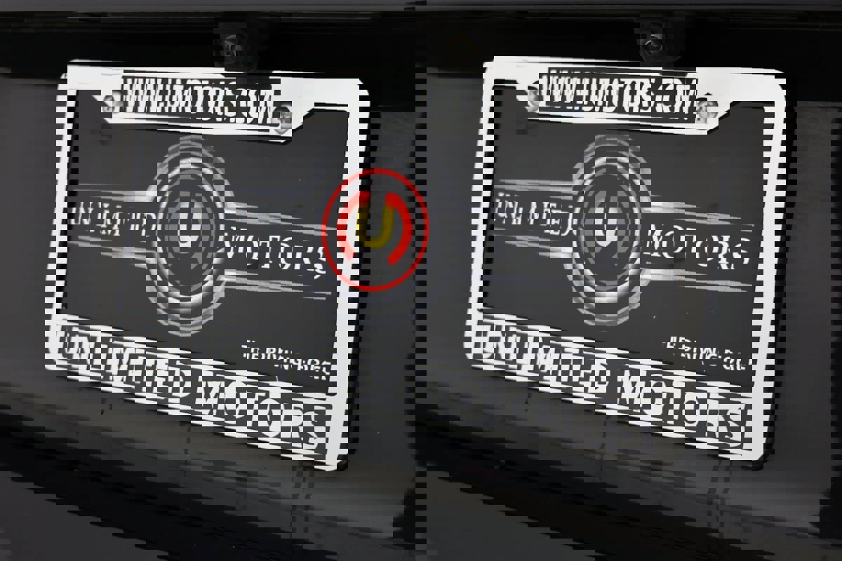 Used 2024 BMW M2 w/ Lighting Package image 19