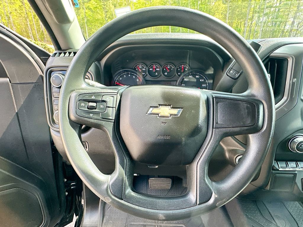 Used 2022 Chevrolet Silverado 1500 Custom image 16