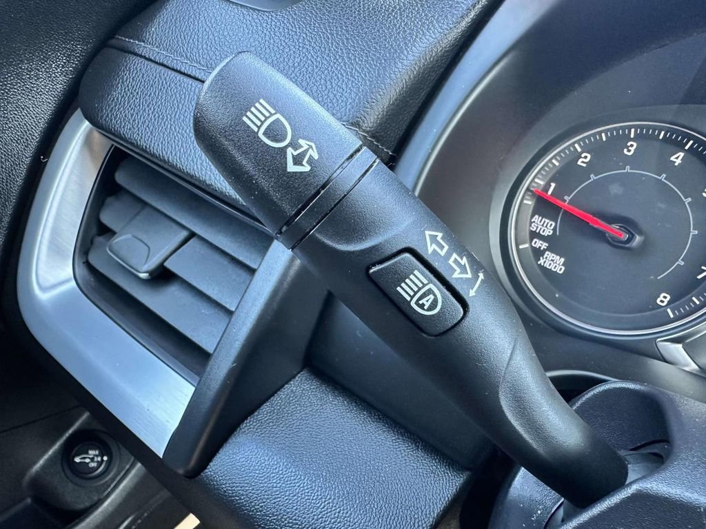 Used 2022 GMC Terrain SLT AWD/4WD image 20