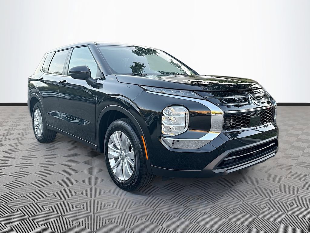 New 2026 Mitsubishi Outlander ES image 3