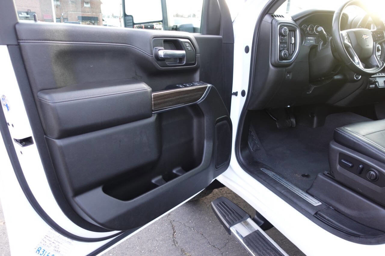 Used 2023 Chevrolet Silverado 2500 LT w/ Convenience Package image 16