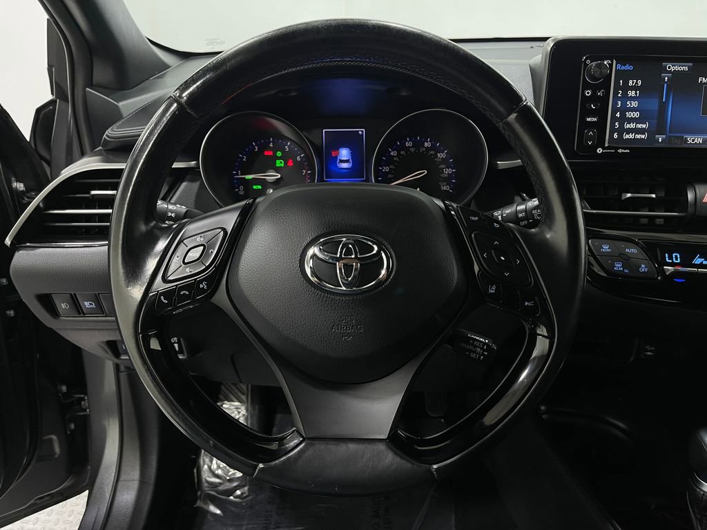 Used 2018 Toyota C-HR XLE image 20