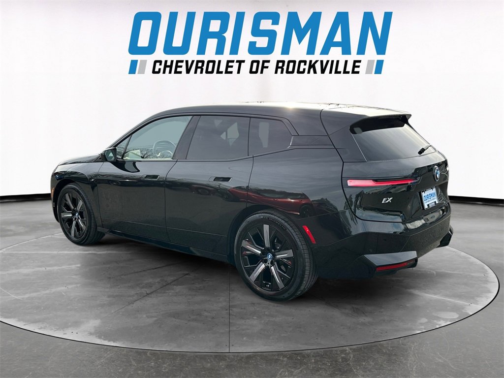 Used 2023 BMW iX xDrive50 w/ Premium Package image 4