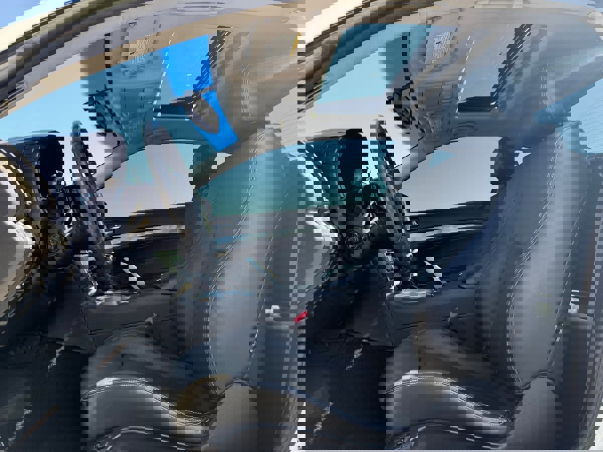 Used 2015 INFINITI Q60 Journey w/ Premium Package image 17