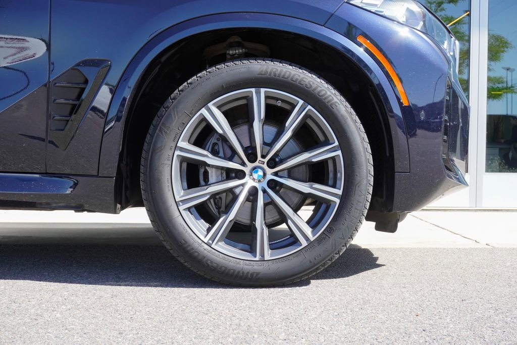Used 2026 BMW X5 xDrive40i AWD/4WD image 35