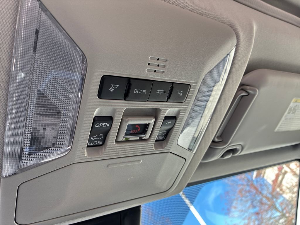 New 2025 Toyota RAV4 XLE image 40