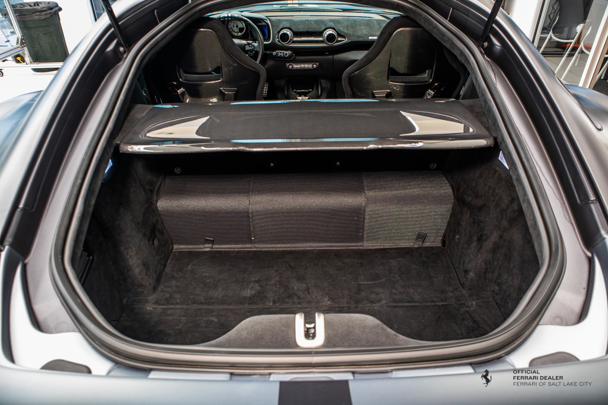 Used 2023 Ferrari 812 Competizione RWD image 6