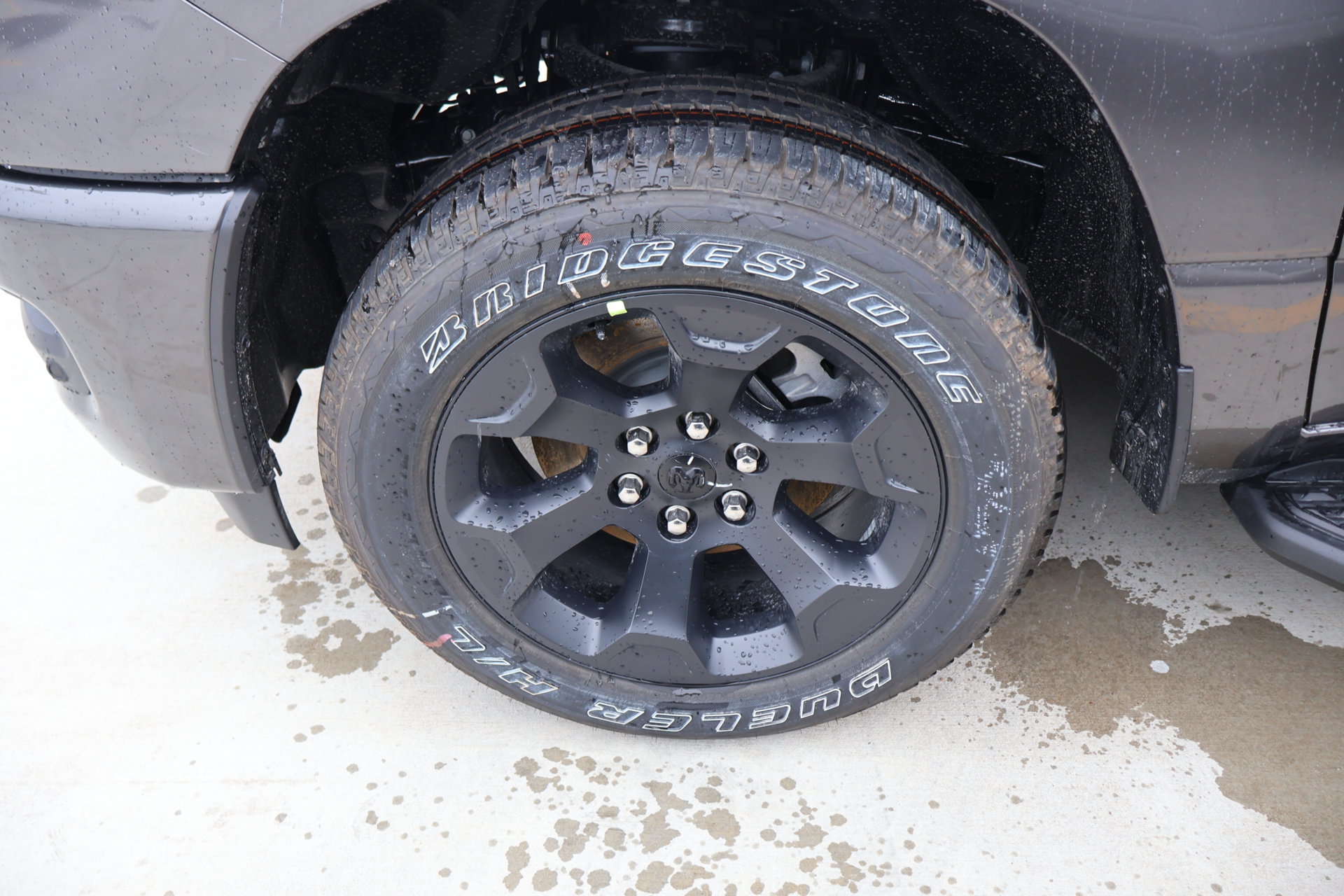 New 2027 RAM 1500 Express AWD/4WD image 16