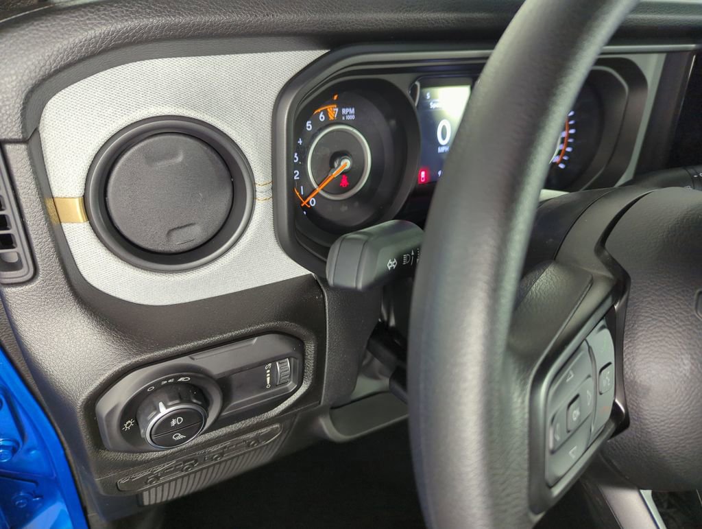 New 2026 Jeep Gladiator Sport AWD/4WD image 21