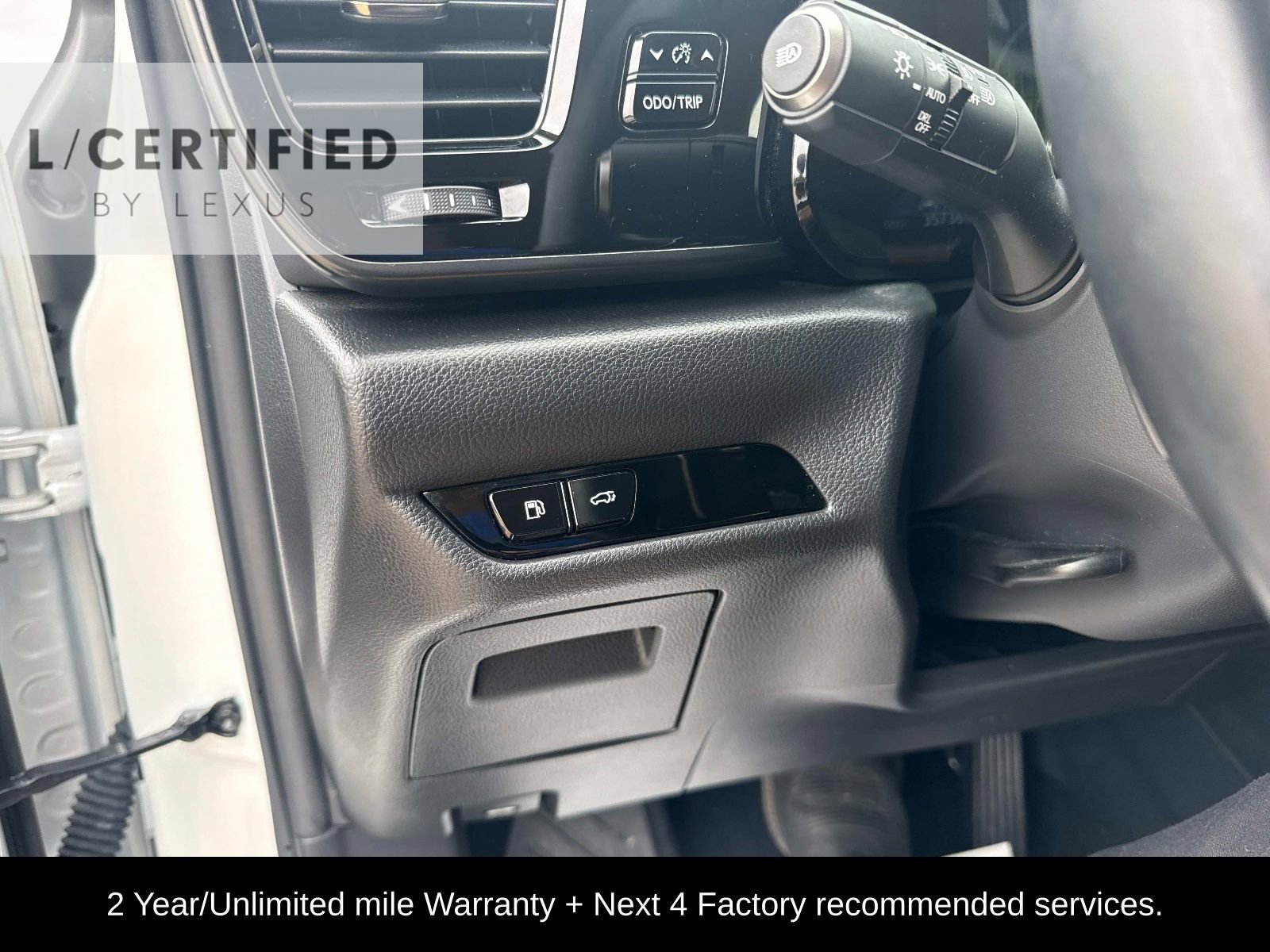 Used 2025 Lexus NX 250 FWD w/ Towing Package (2000 Lbs) image 29