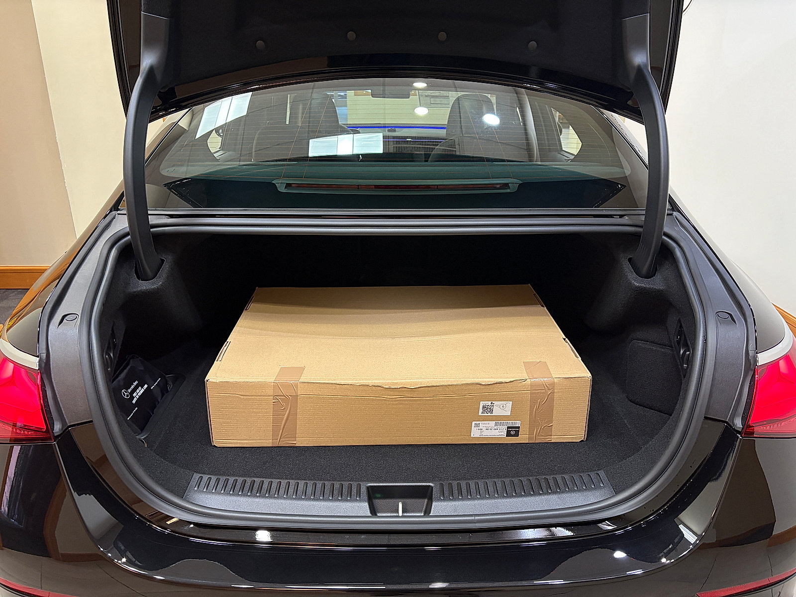 New 2027 Mercedes-Benz E 53 AMG e 4MATIC Sedan image 32
