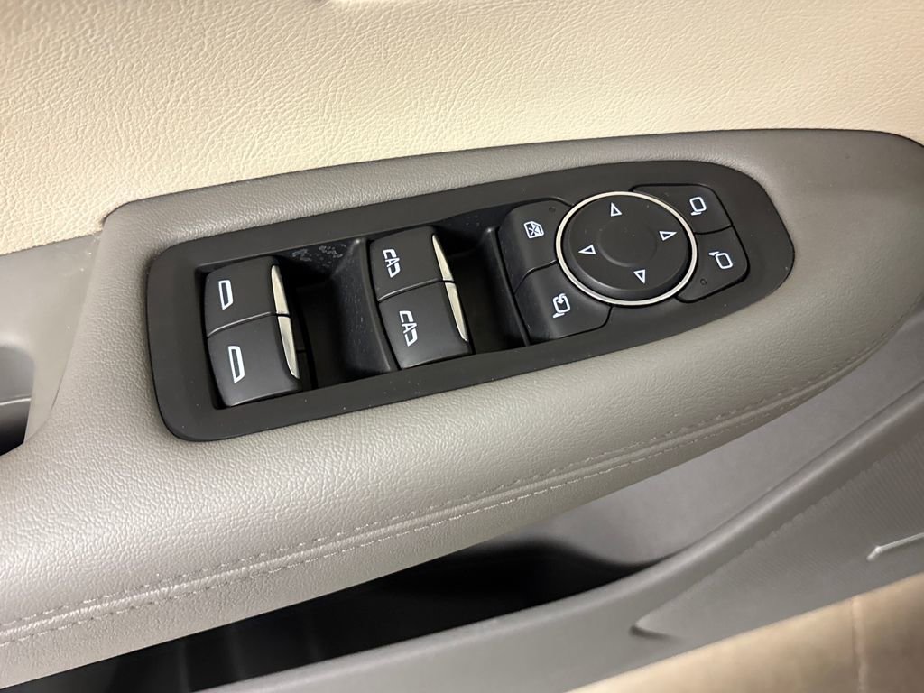 Used 2023 Cadillac XT6 Premium Luxury image 40