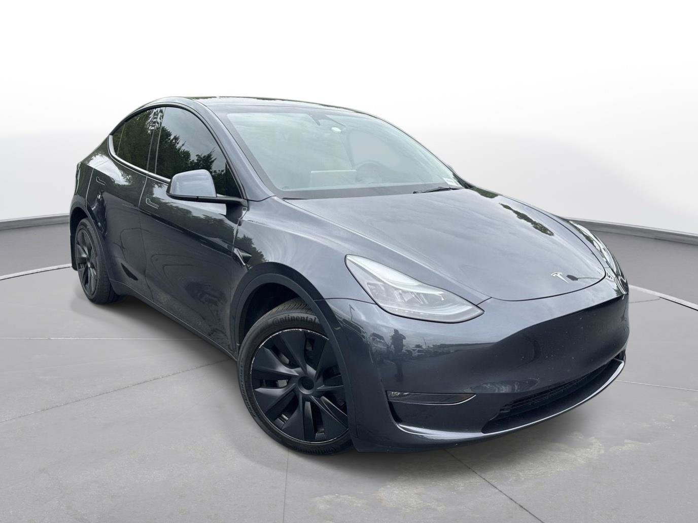 Used 2025 Tesla Model Y Long Range AWD/4WD image 4