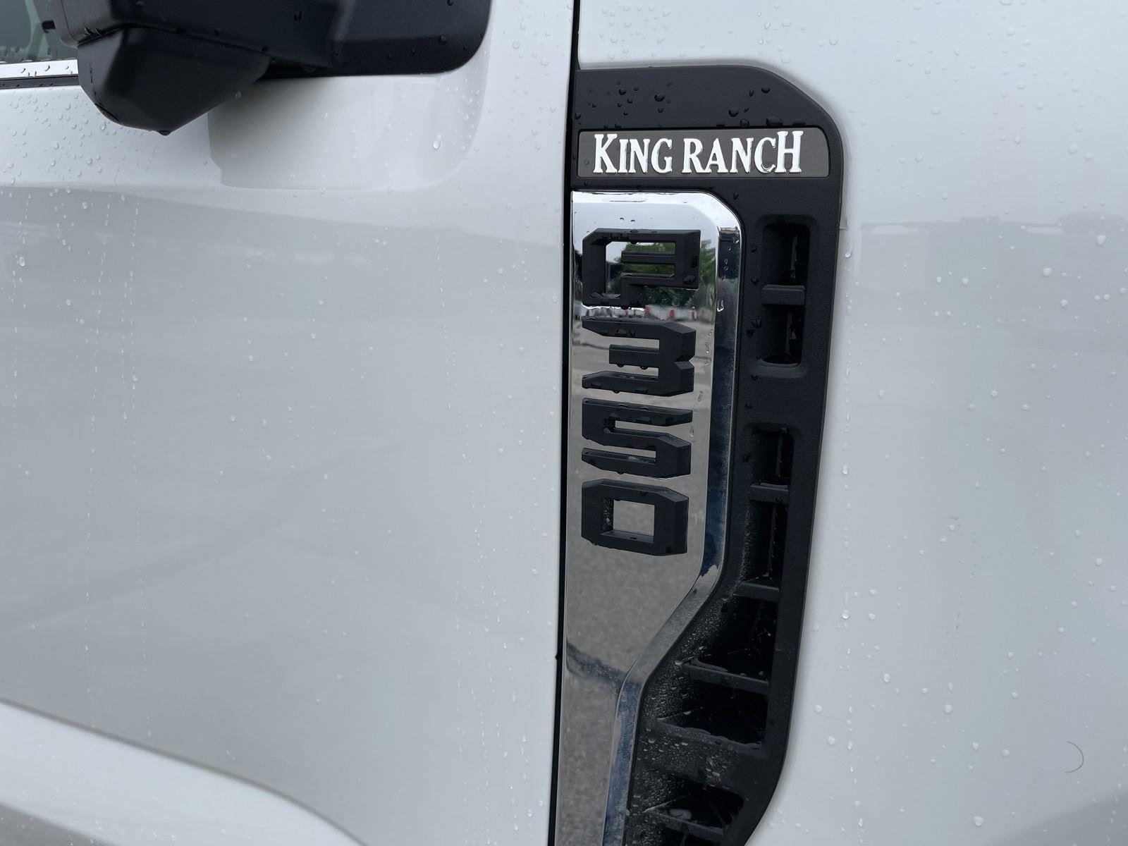 New 2026 Ford F350 King Ranch w/ Chrome Package AWD/4WD image 39