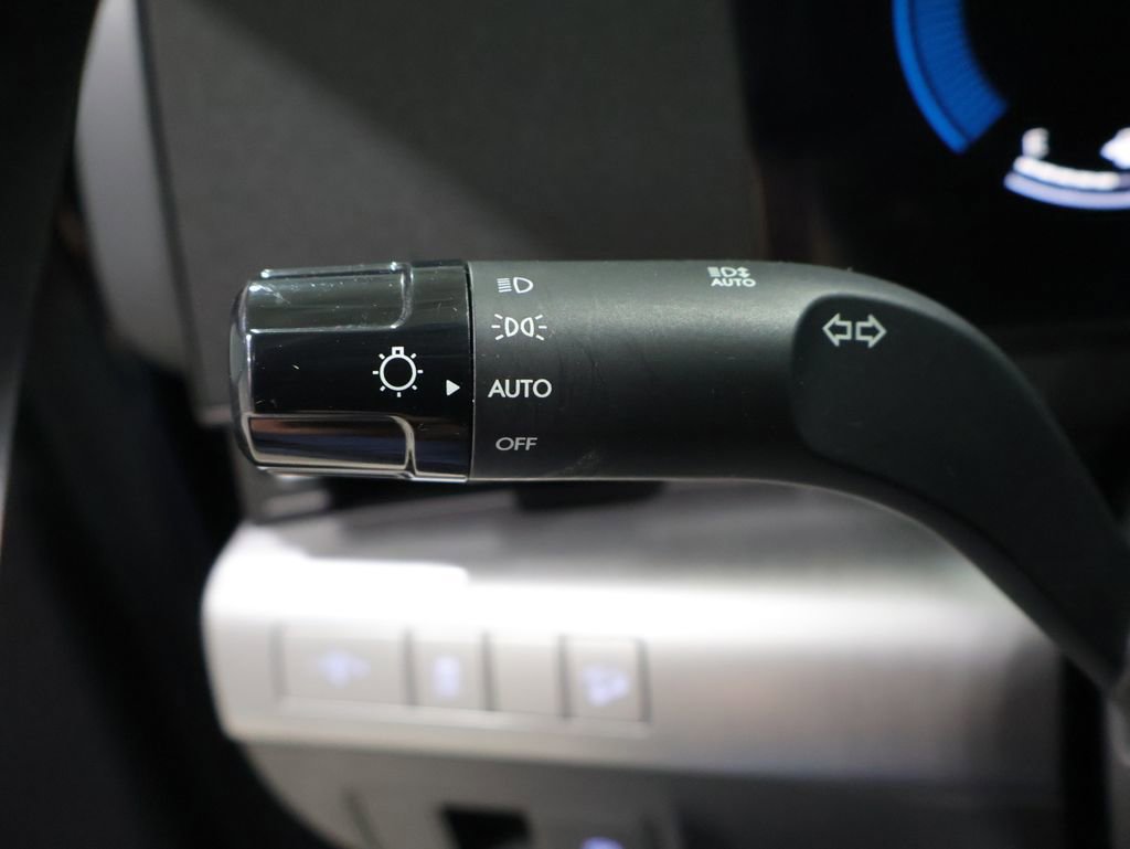 Used 2025 Hyundai Kona SEL image 33